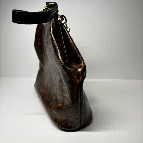 Patricia Nash - Women's Brown Leather Kiss-Lock Handbag (10th Anniversary) - Picture 2 of 5